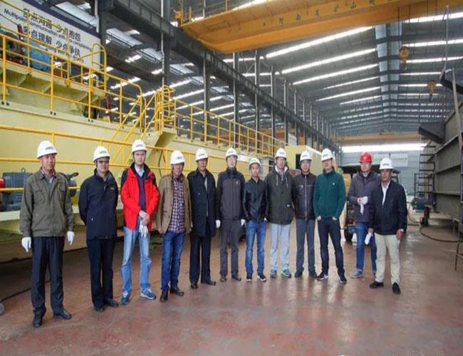 Baosteel Group은 우리 회사가 건설 한 되감기 프로젝트의 크레인을 점검합니다 .0611141156.jpg Baosteel Group conducts A check on the cranes of rewinding unit project that our company has built0611141156.jpg