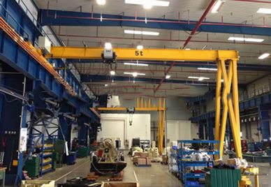 유럽 세미 골리앗 크레인